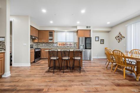 1461-1463 Trombetta Street Santa Rosa CA 95407