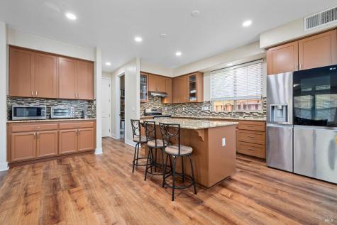 1461-1463 Trombetta Street Santa Rosa CA 95407