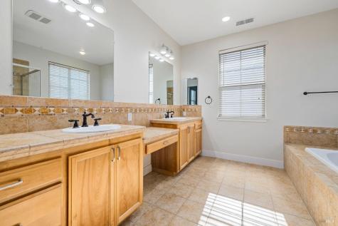 1461-1463 Trombetta Street Santa Rosa CA 95407