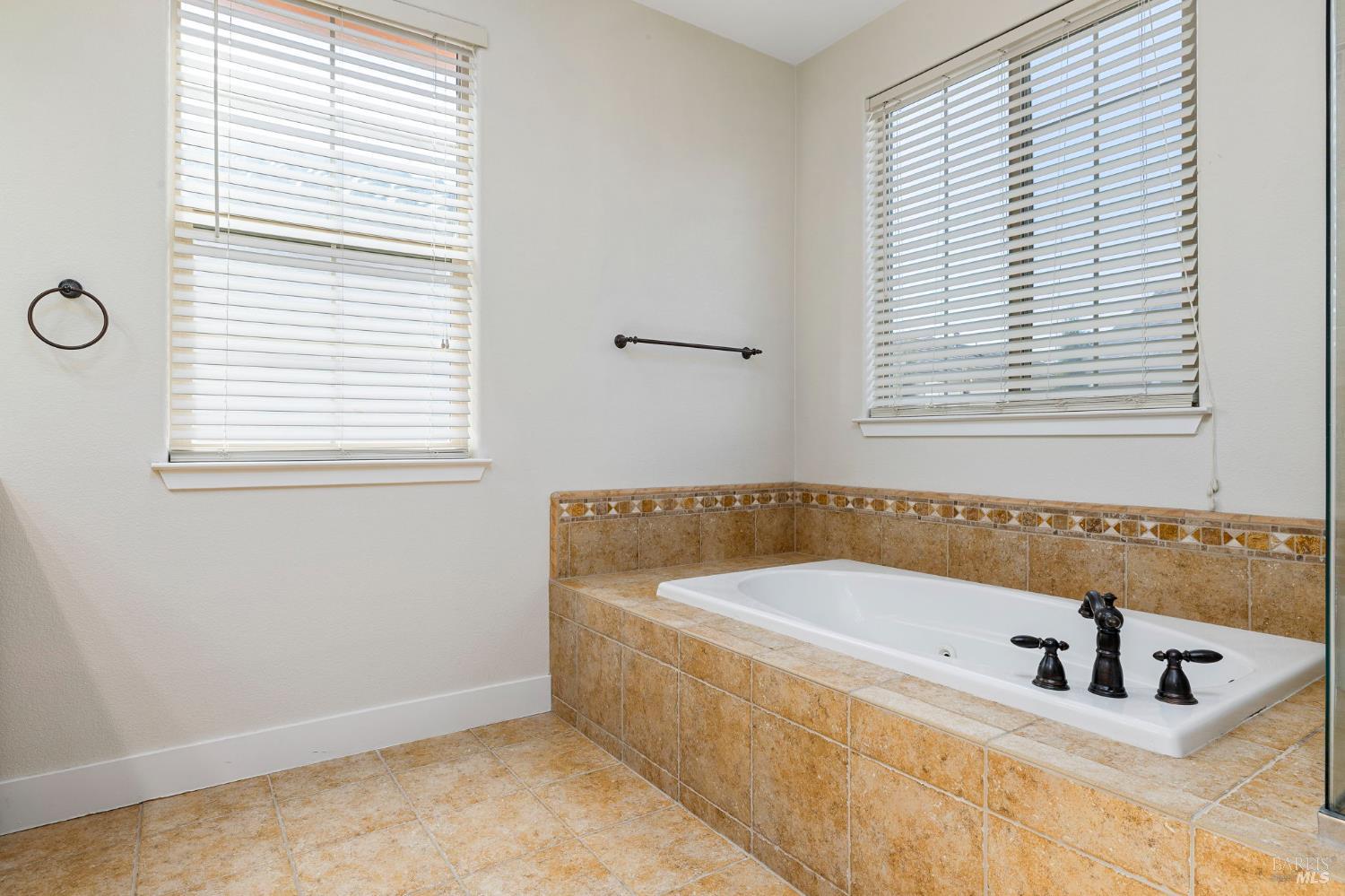 1461-1463 Trombetta Street Santa Rosa CA 95407