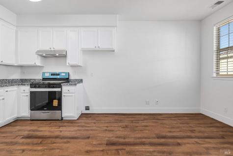 1461-1463 Trombetta Street Santa Rosa CA 95407