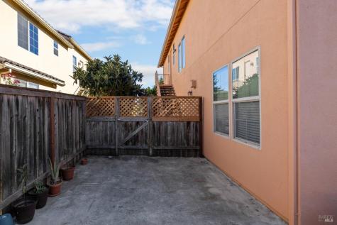 1461-1463 Trombetta Street Santa Rosa CA 95407