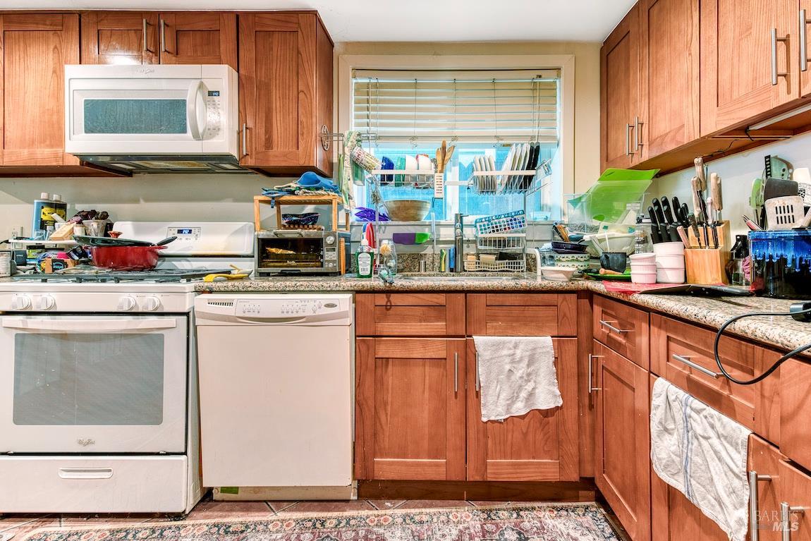 1128 Chester Street Oakland CA 94607