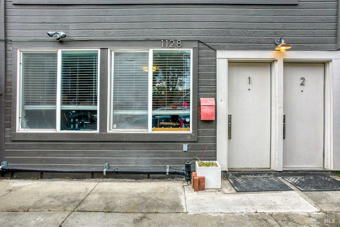1128 Chester Street Oakland CA 94607