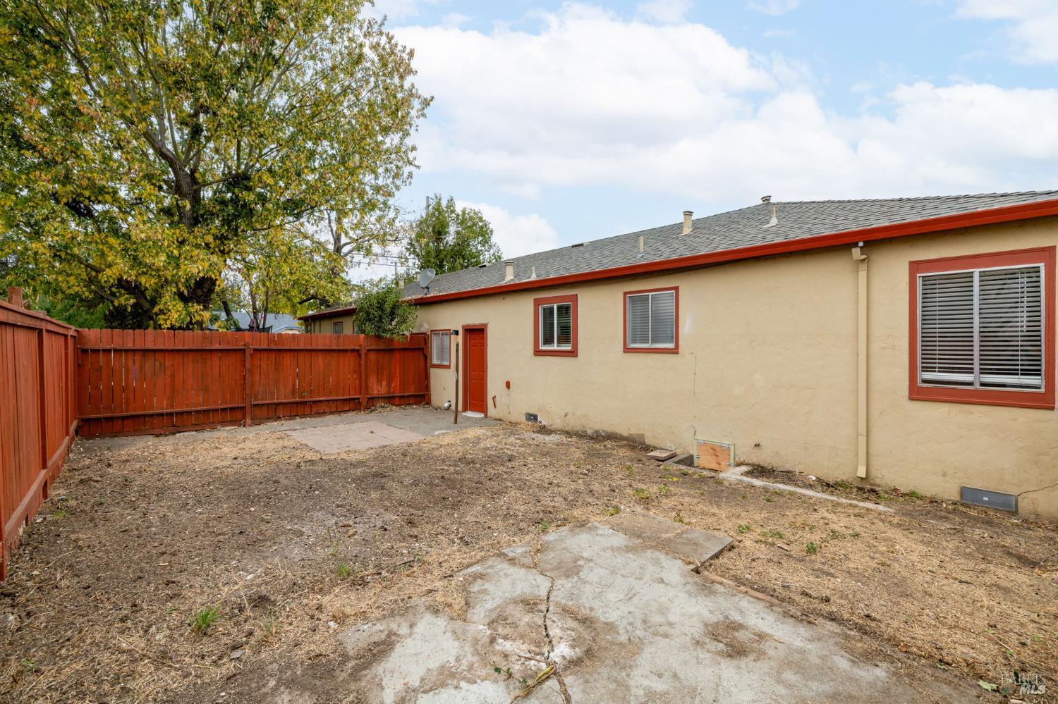 1006 Pressley Street Santa Rosa CA 95404