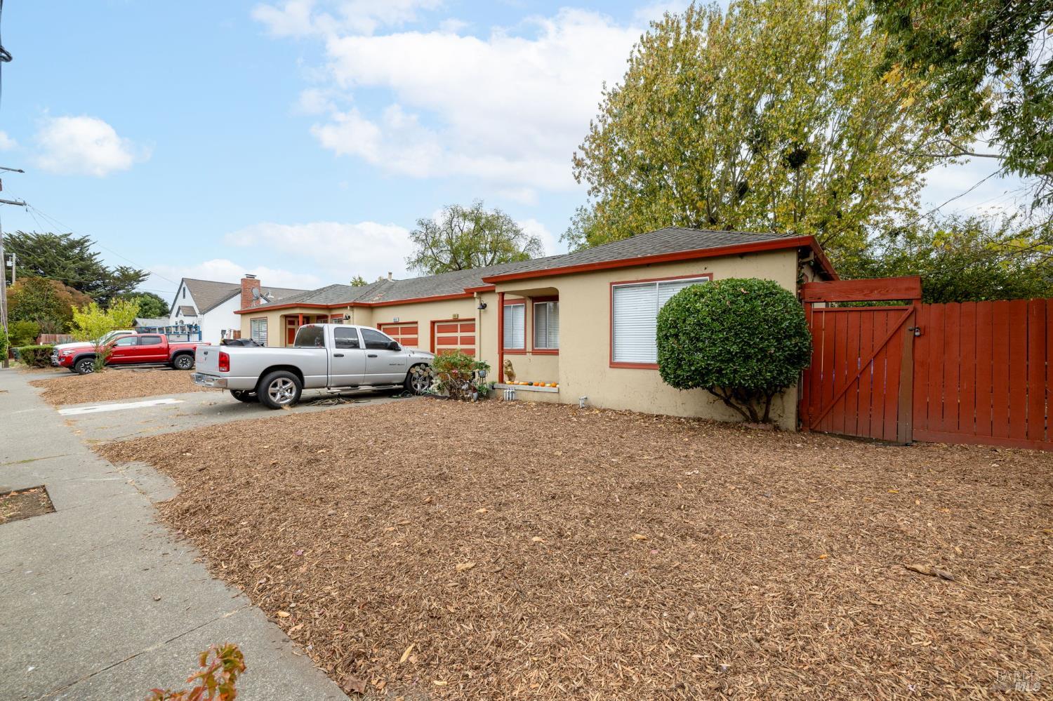 1006 Pressley Street Santa Rosa CA 95404