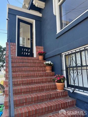 1742-1744 11th Avenue San Francisco CA 94122