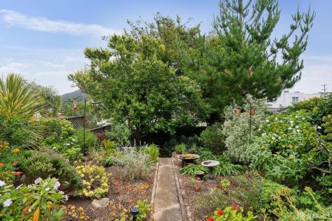 1742-1744 11th Avenue San Francisco CA 94122