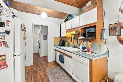 92-96 Elizabeth Way San Rafael CA 94901