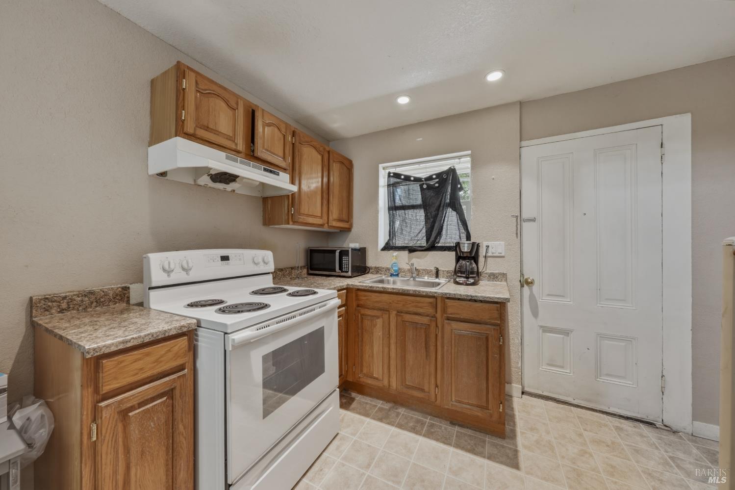 125 S Forbes Street Lakeport CA 95453