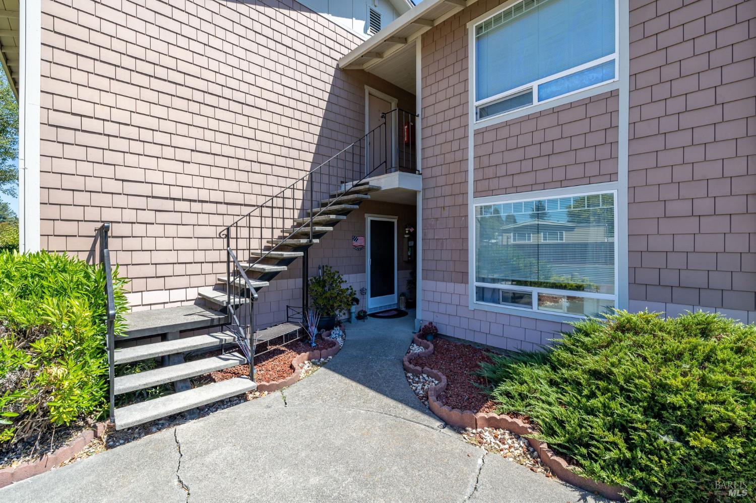 6530 Country Club Drive Rohnert Park CA 94928