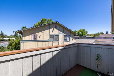 6530 Country Club Drive Rohnert Park CA 94928