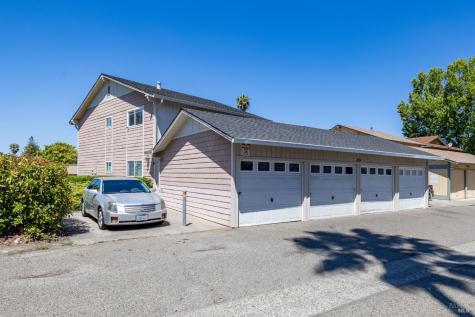 6530 Country Club Drive Rohnert Park CA 94928