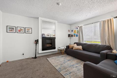 6530 Country Club Drive Rohnert Park CA 94928