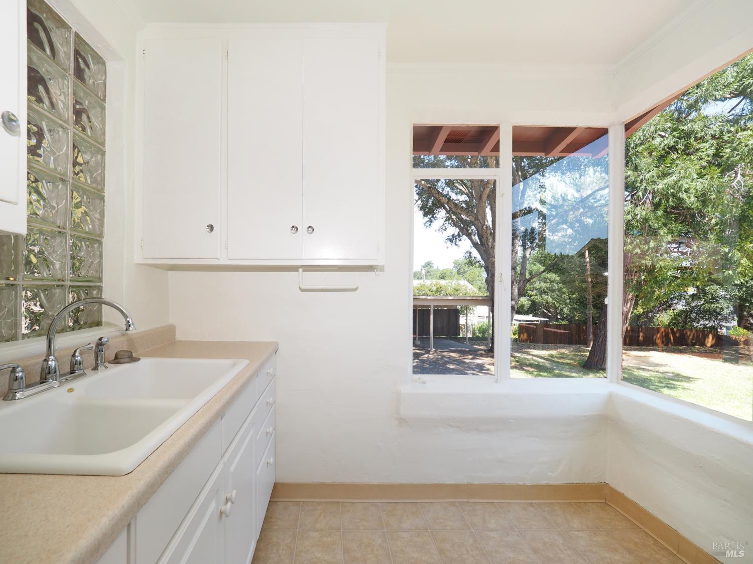 333 West Street Sebastopol CA 95472