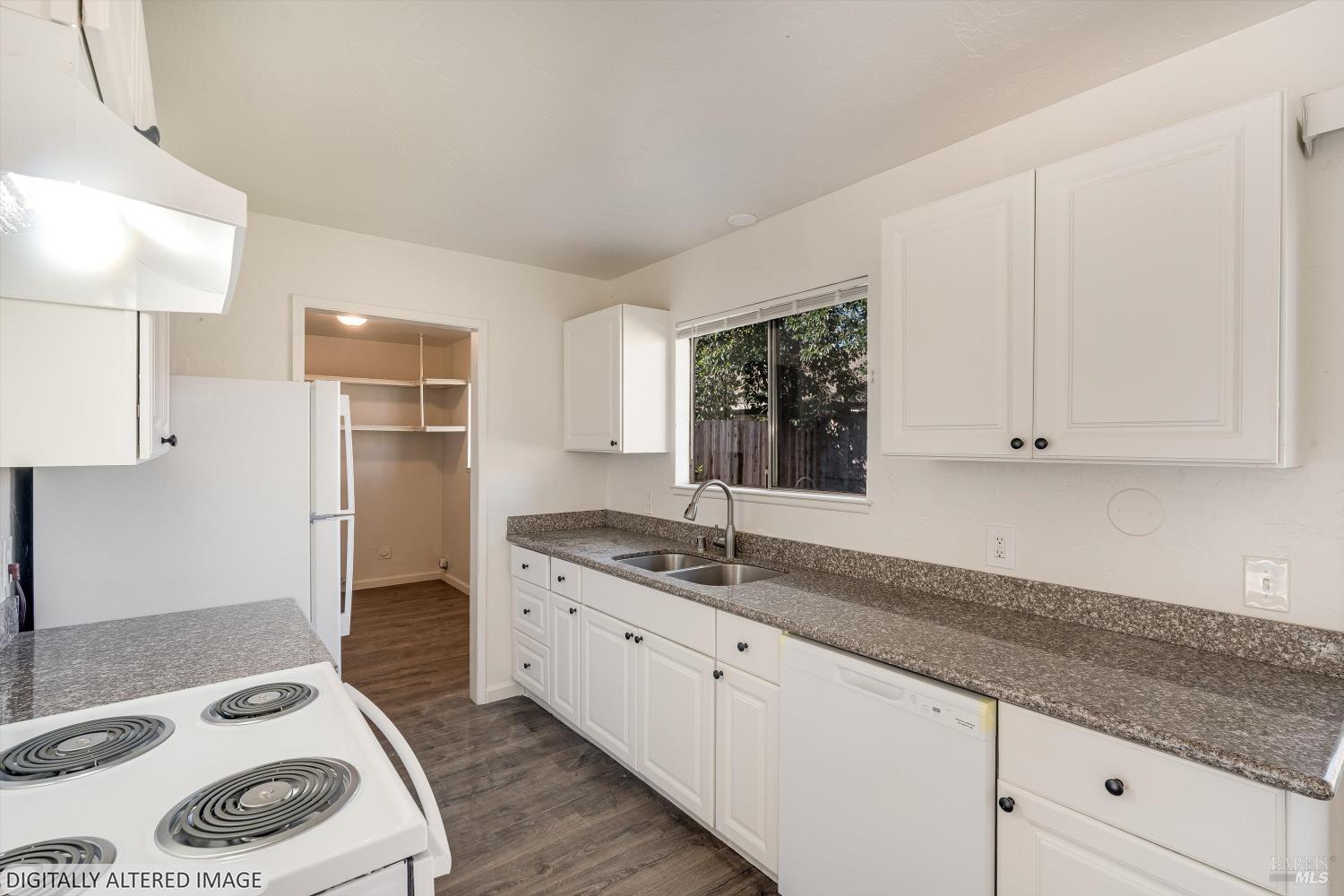 2559-2561 Northcoast Street Santa Rosa CA 95403