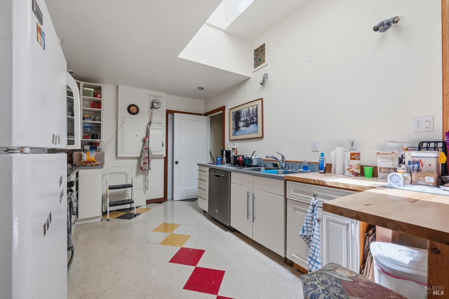 809 Dishong Street Vallejo CA 94590