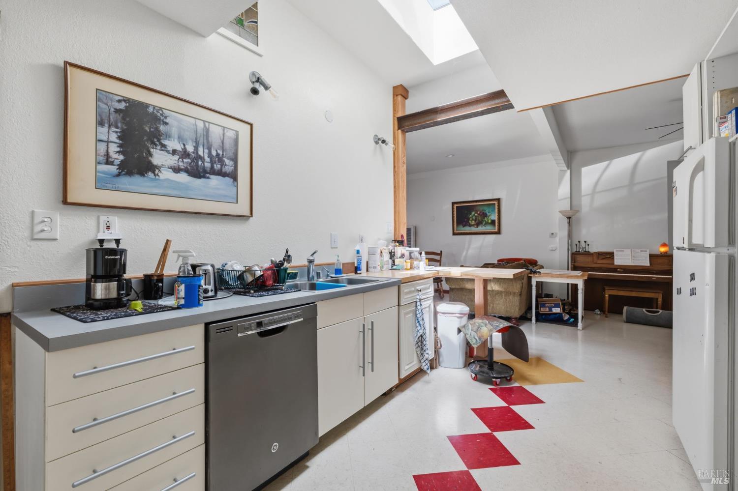 809 Dishong Street Vallejo CA 94590