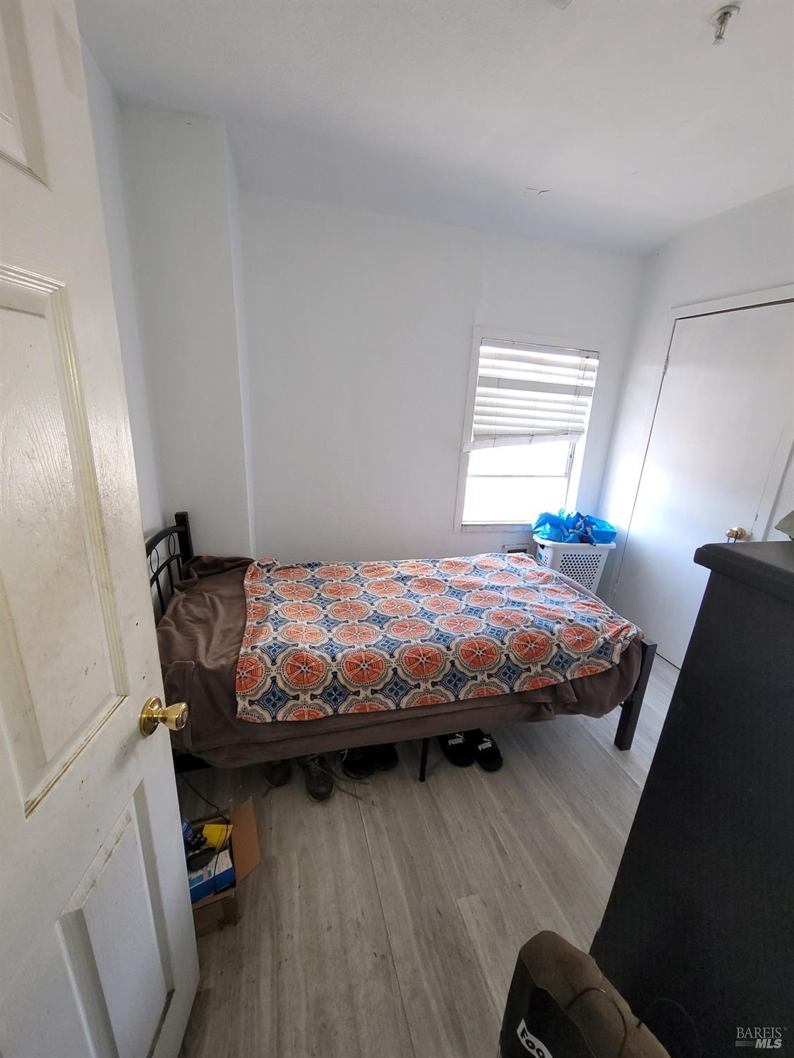 3833-3837 M L King Jr Way Oakland CA 94609