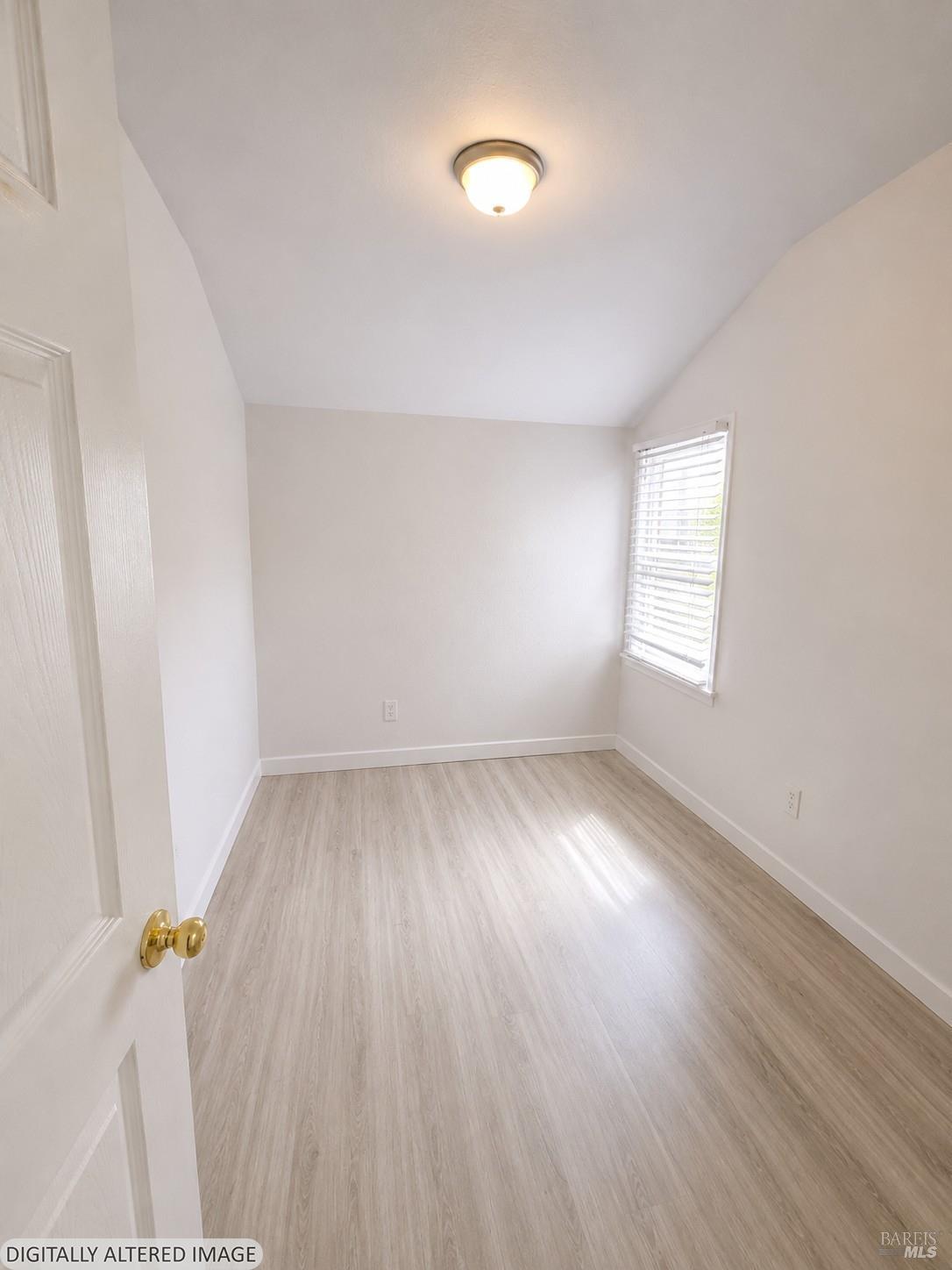 3833-3837 M L King Jr Way Oakland CA 94609