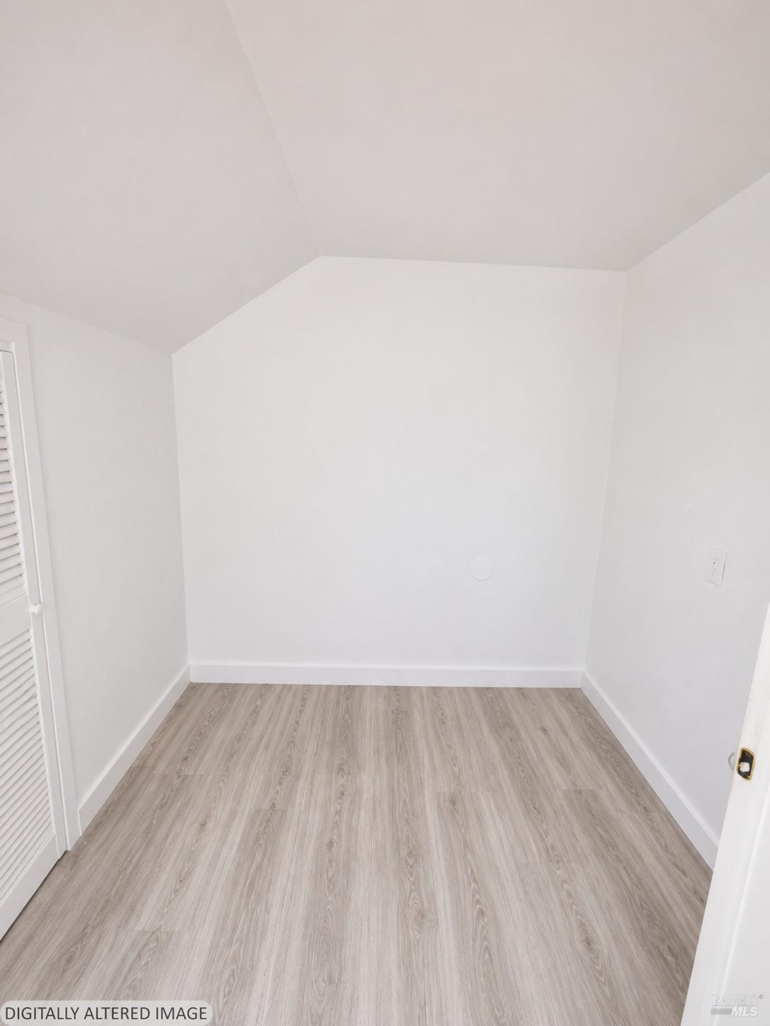 3833-3837 M L King Jr Way Oakland CA 94609