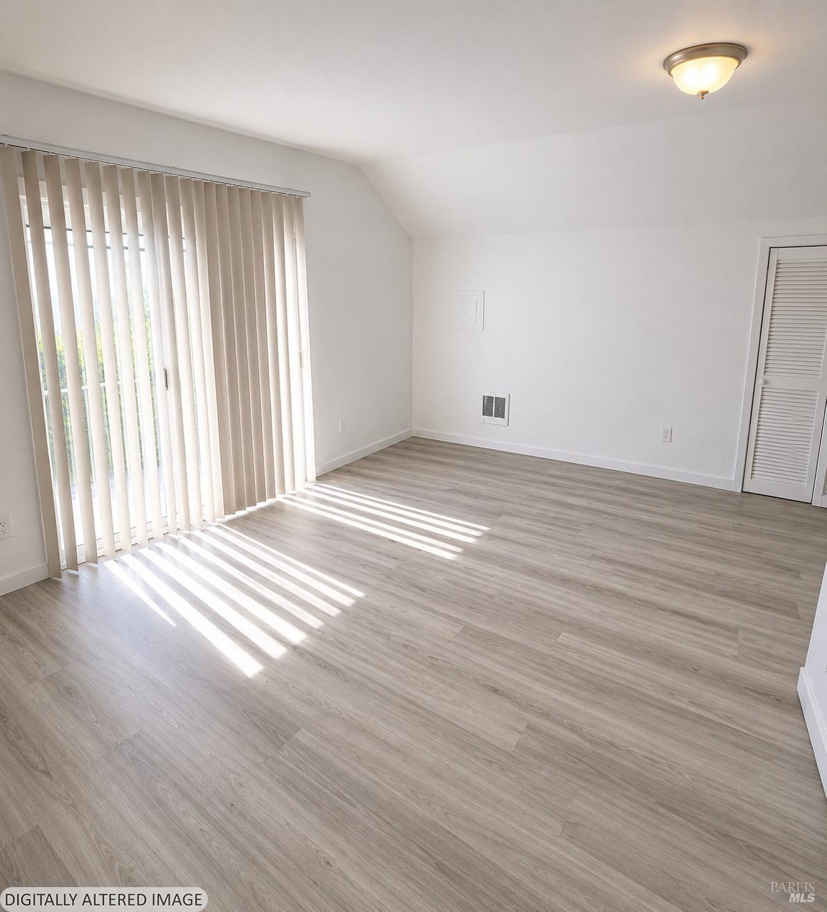 3833-3837 M L King Jr Way Oakland CA 94609