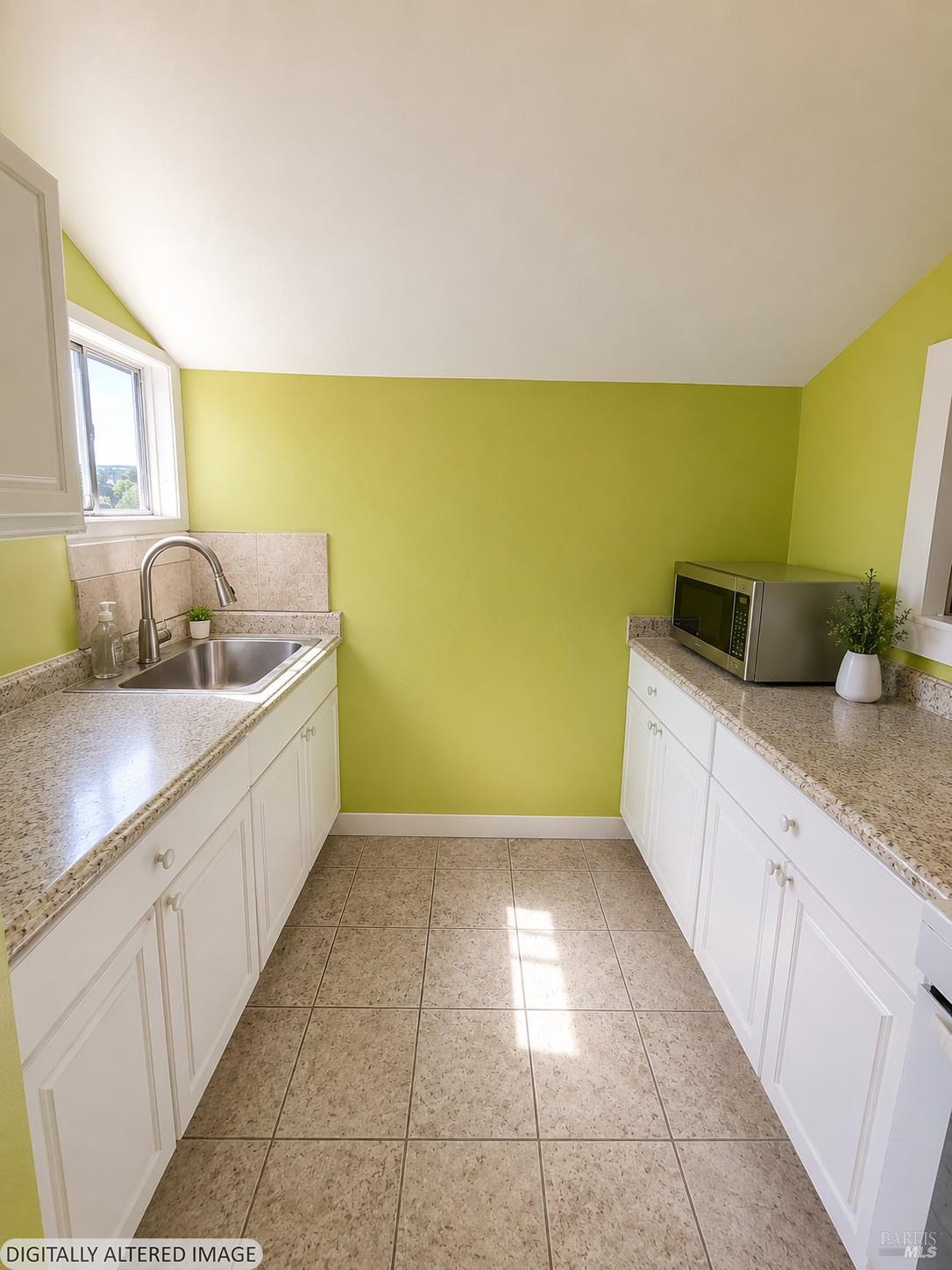 3833-3837 M L King Jr Way Oakland CA 94609