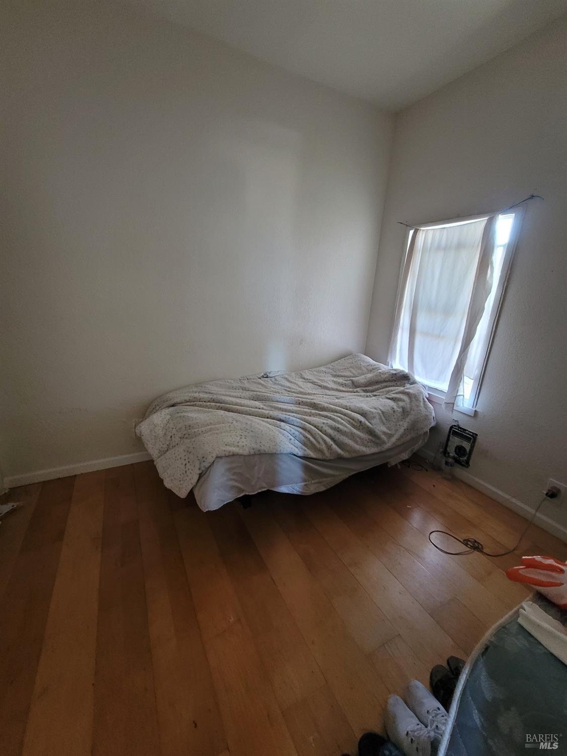 3833-3837 M L King Jr Way Oakland CA 94609