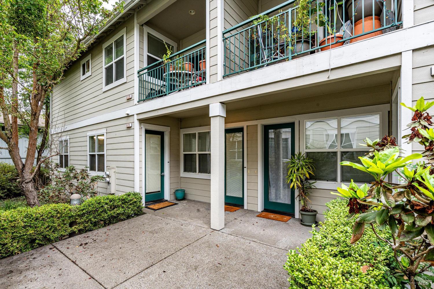 1171-1173 Gravenstein Highway S Sebastopol CA 95472