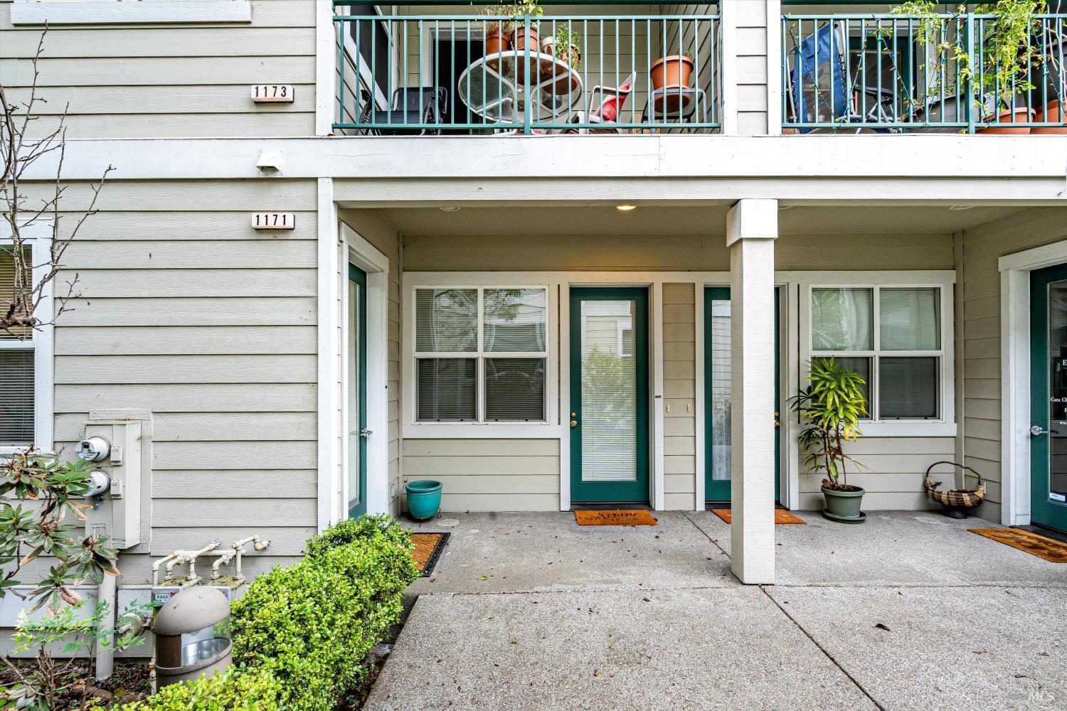 1171-1173 Gravenstein Highway S Sebastopol CA 95472