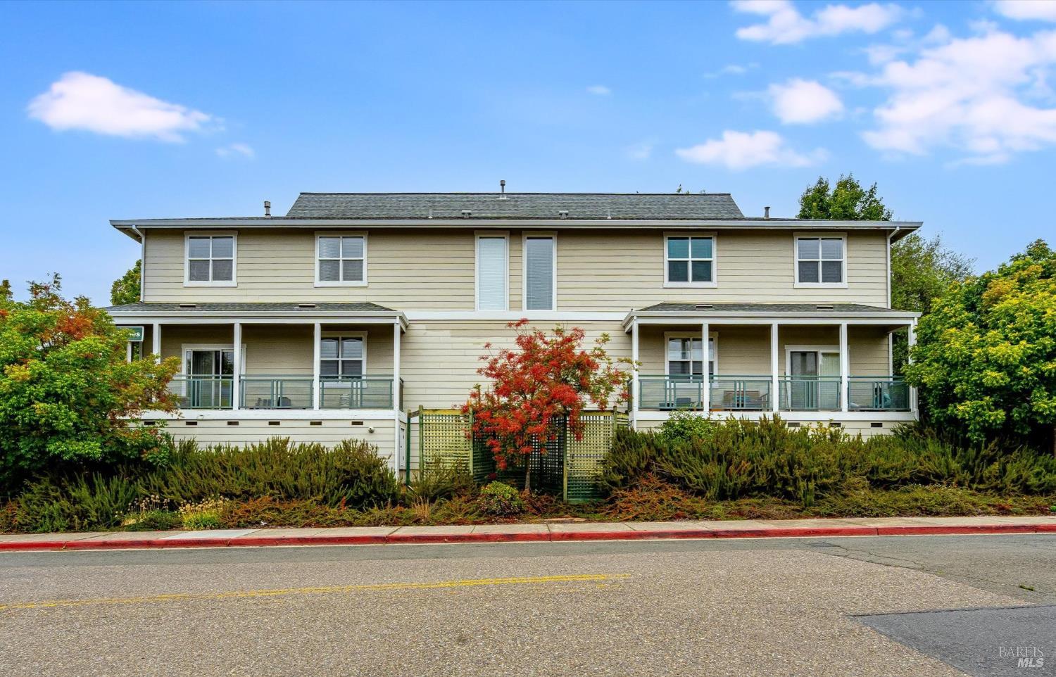 1171-1173 Gravenstein Highway S Sebastopol CA 95472