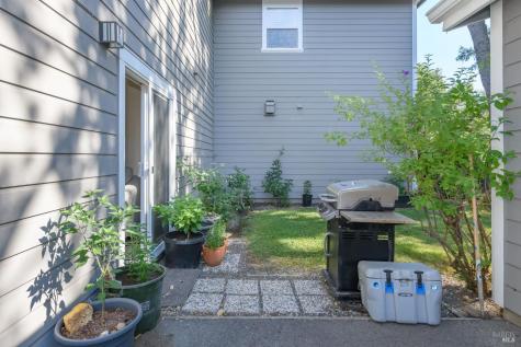 832-834 3rd Street W Sonoma CA 95476