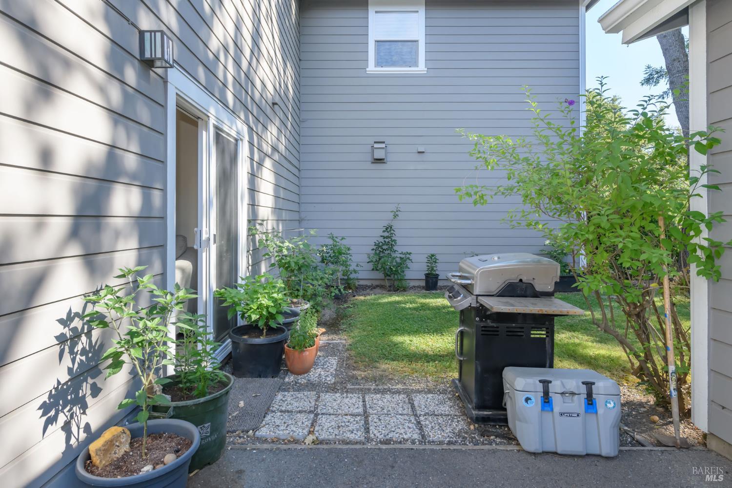 832-834 3rd Street W Sonoma CA 95476