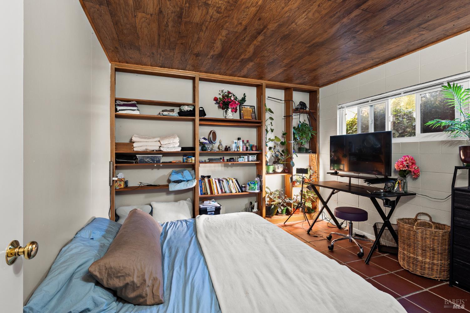 1041 3rd Street Novato CA 94945