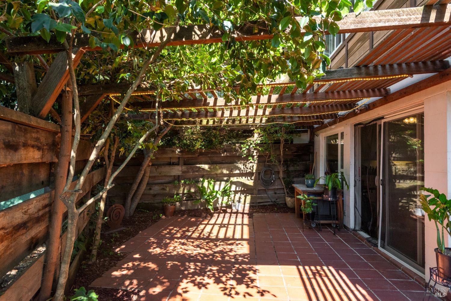 1041 3rd Street Novato CA 94945