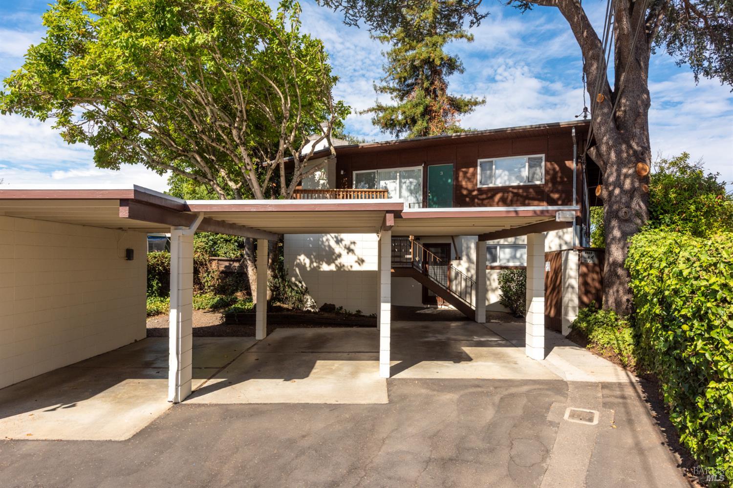 1041 3rd Street Novato CA 94945