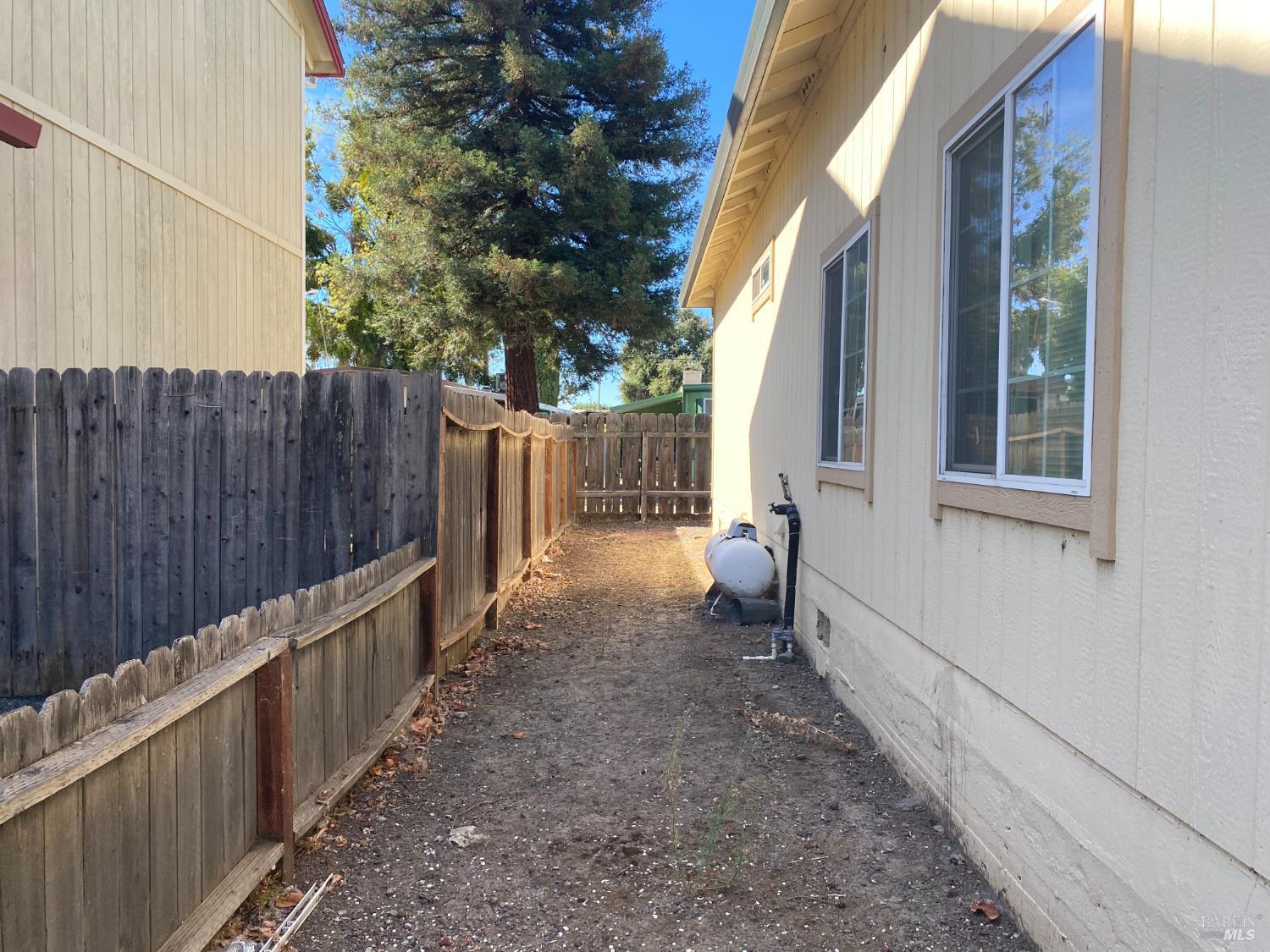 85 Royale Avenue Lakeport CA 95453
