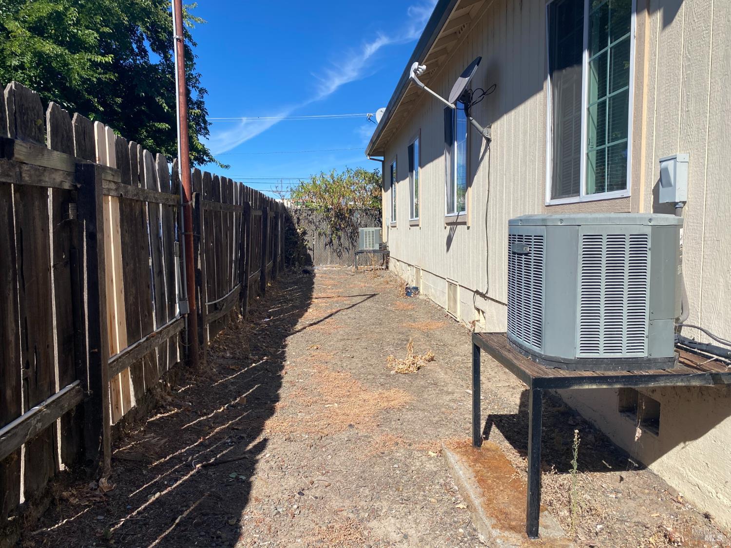 85 Royale Avenue Lakeport CA 95453