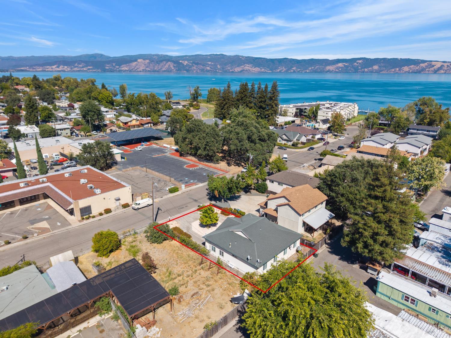85 Royale Avenue Lakeport CA 95453