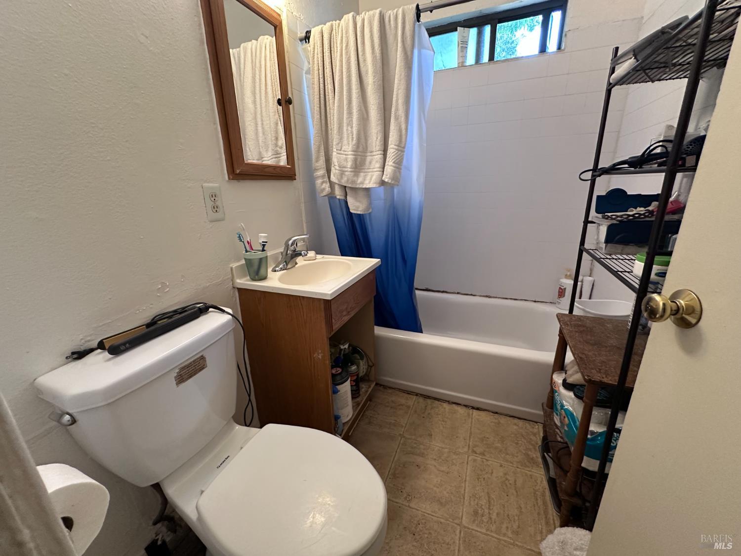2721-2723 Victoria Drive Santa Rosa CA 95407