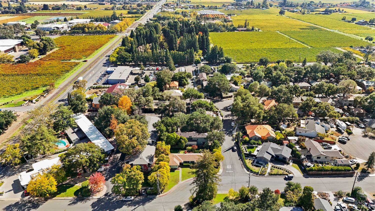 256 Rosebud Lane St. Helena CA 94574