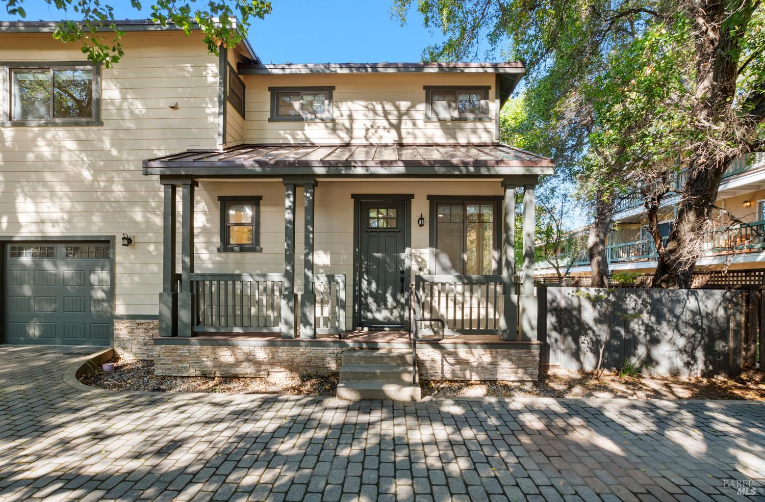256 Rosebud Lane St. Helena CA 94574