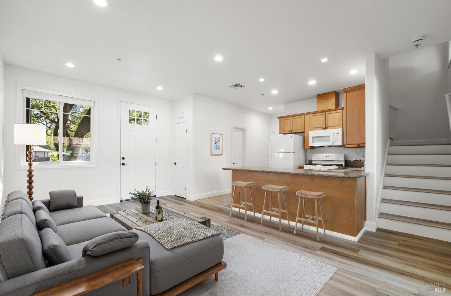 256 Rosebud Lane St. Helena CA 94574
