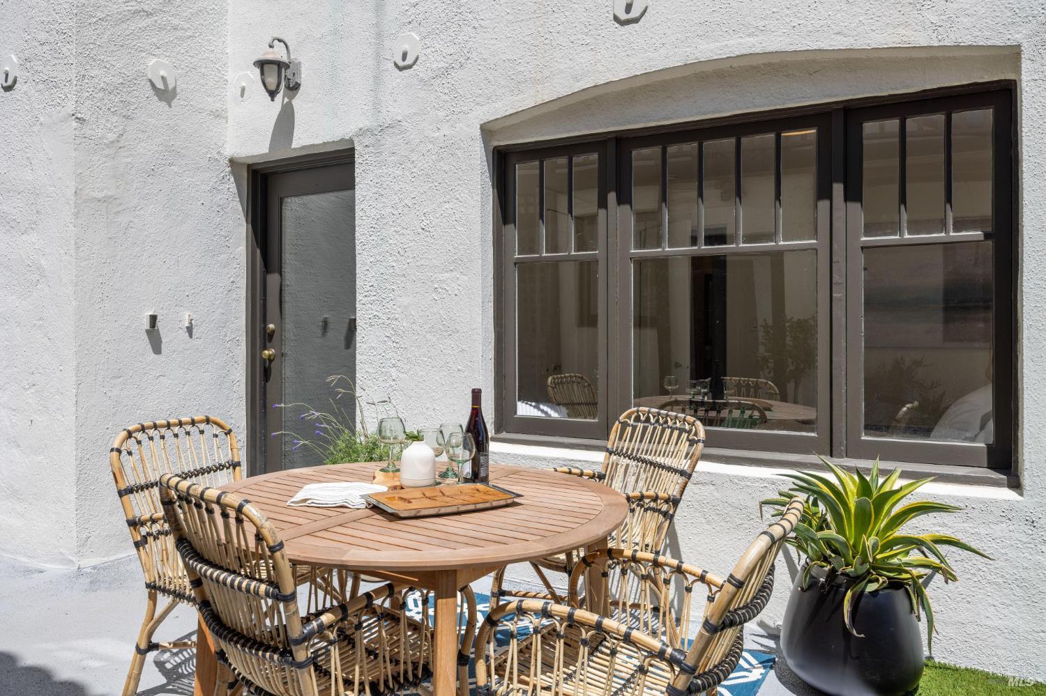 516 Richardson Street Sausalito CA 94965