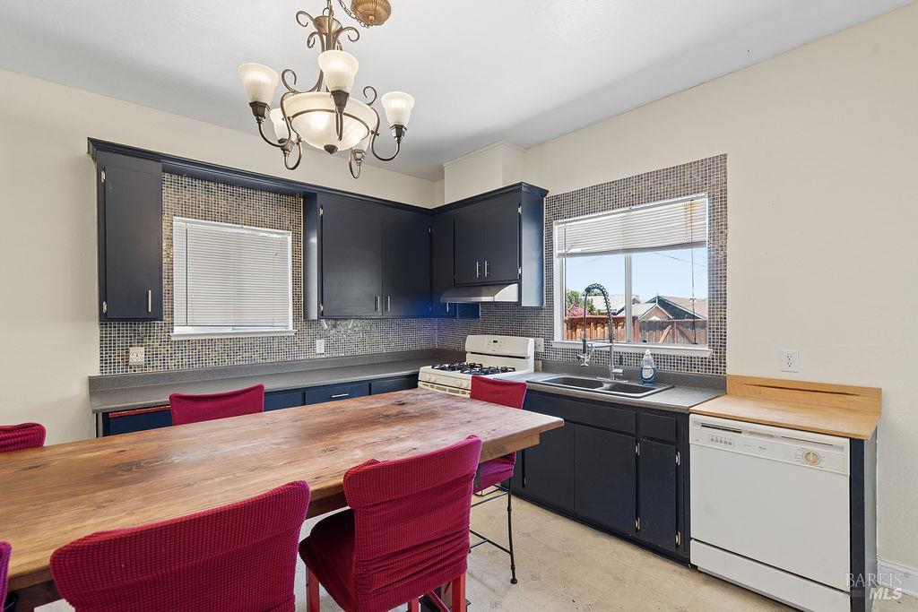 1110-1112 Marin Street Vallejo CA 94590