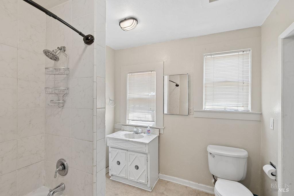 1110-1112 Marin Street Vallejo CA 94590