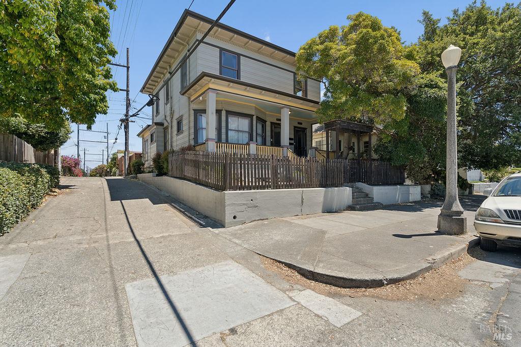1110-1112 Marin Street Vallejo CA 94590