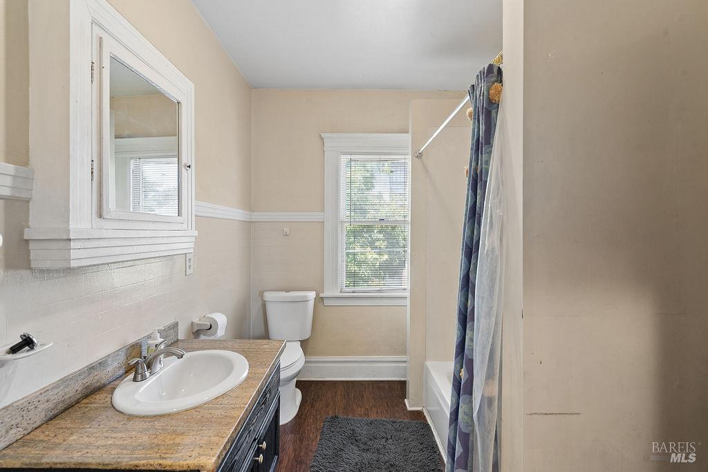 1110-1112 Marin Street Vallejo CA 94590