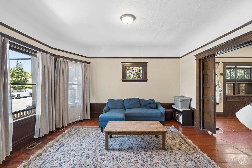 1110-1112 Marin Street Vallejo CA 94590