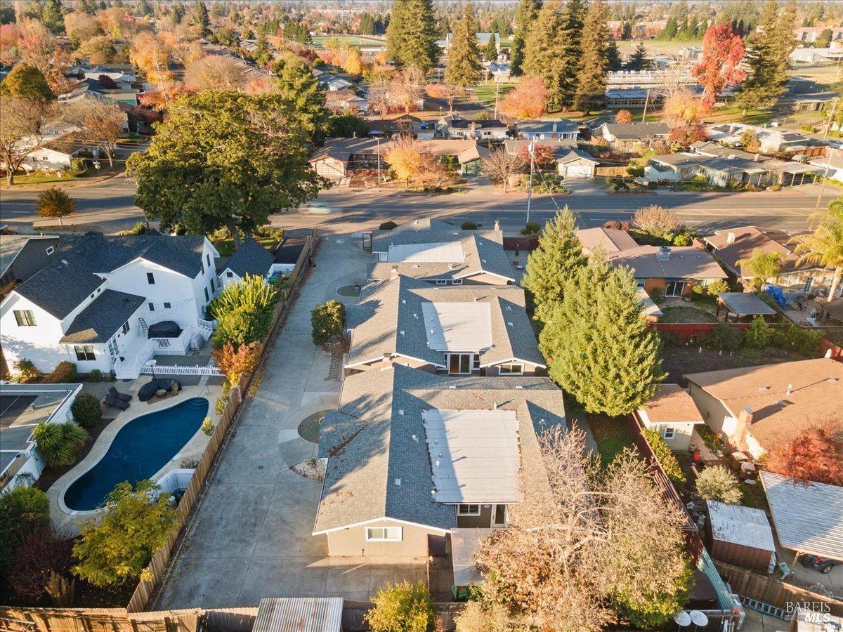 2239 Redwood Road Napa CA 94558